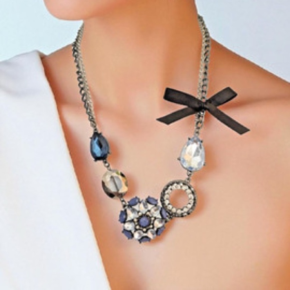 Simply Vera Wang Silver & Blue Crystal Beaded Flower Bow Chunky Chain Necklace